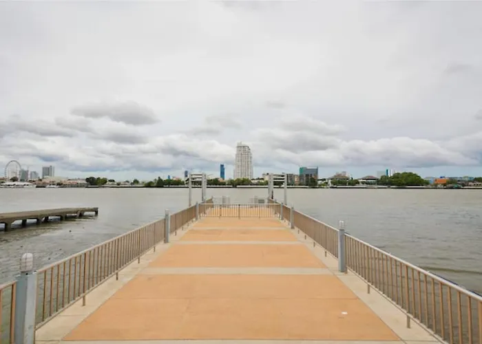 Appartement Superbe 2 Chb Avec Vue Sur Rivière, Gym Et Piscine *
